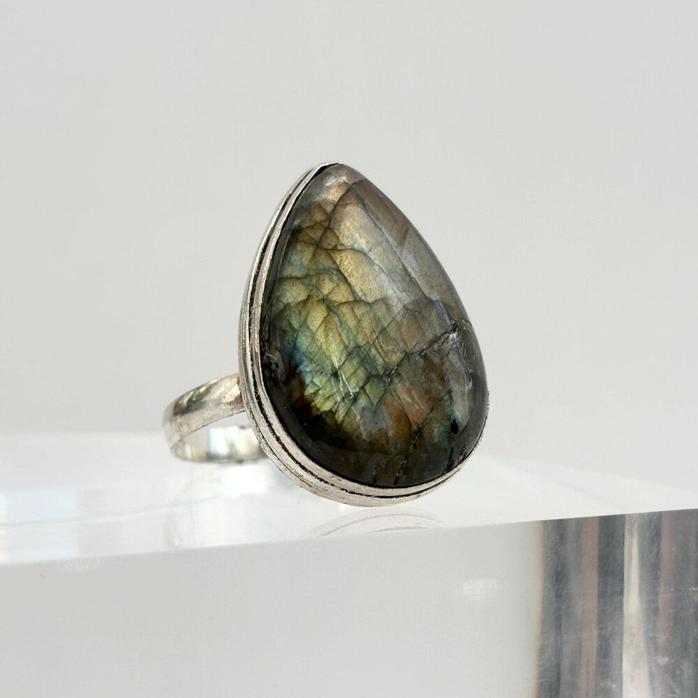 Teardrop Shaped Labradorite Vintage Sterling Silver Cabochon Ring - sz 12 - Picture 2 of 10